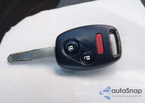 2013 Honda Insight Ex from USA, damaged, VIN JHMZE2H74DS004065